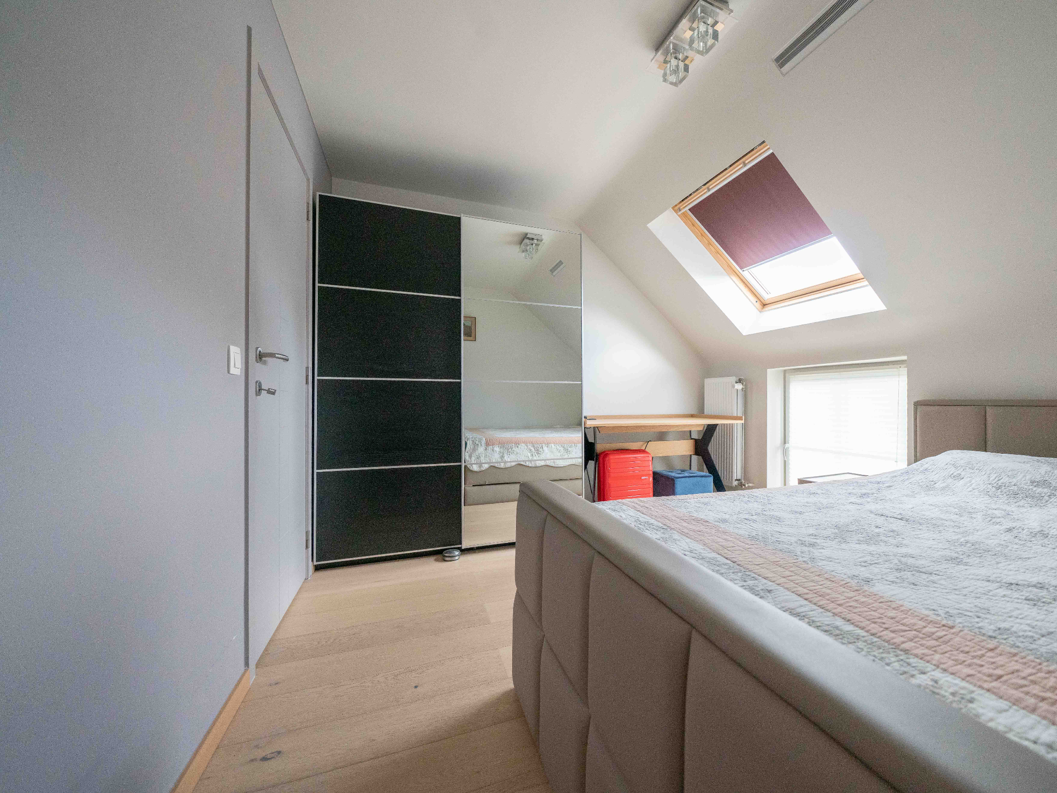 Recente villa (2013) met 4 kamers op een toplocatie! 