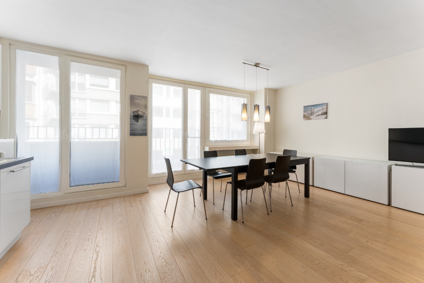 APPARTEMENT DE VACANCES RENOVE DANS LE CENTRE-VILLE D'OSTENDE (LOCATION VACANCES) - à partir de 649 Euros par semaine 