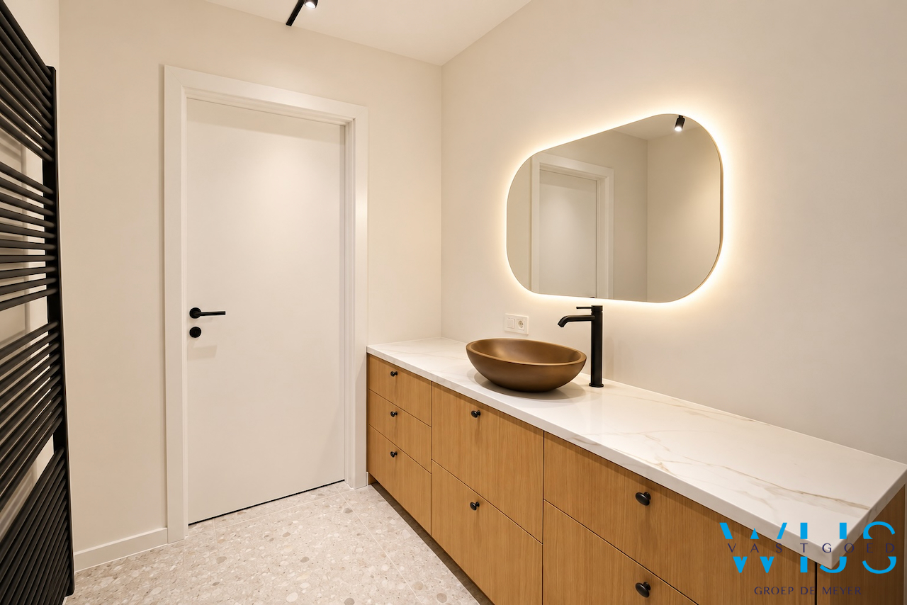 High-end gelijkvloers appartement met tuin te Lembeke ! 