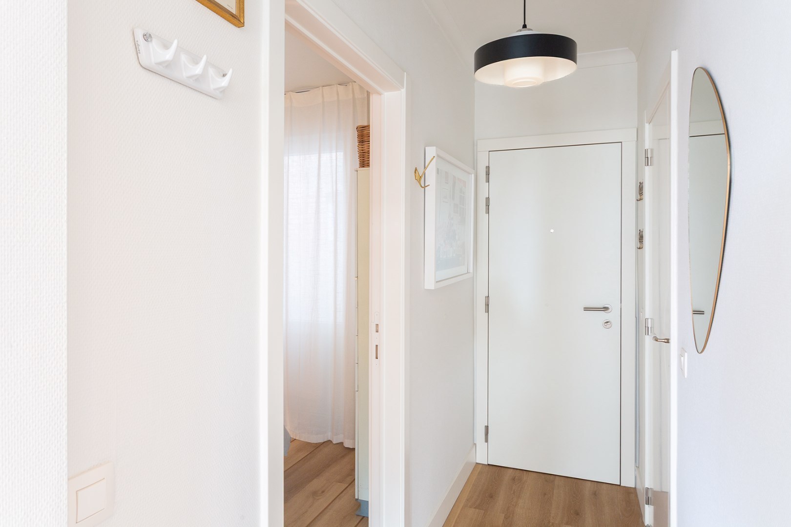 Volledig gerenoveerd appartement op de Zeedijk 