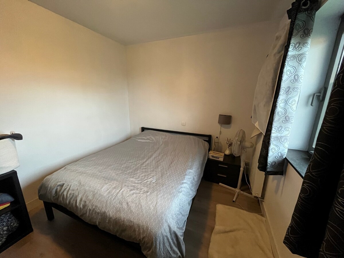 Gelijkvloers 1-slpk-appartement met terras 