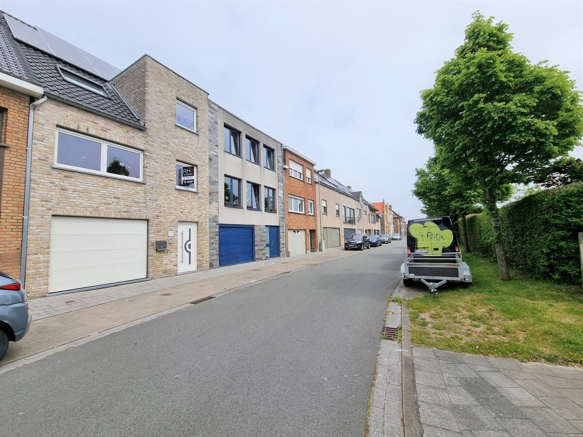 Knappe, recente gezinswoning met garage en grote tuin - Zeebrugge 