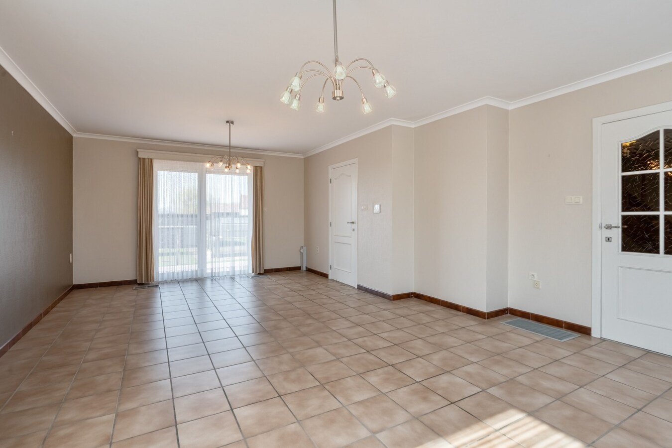 Comfortabele woning met sterke energieprestatie (label A), in landelijk woongebied. 