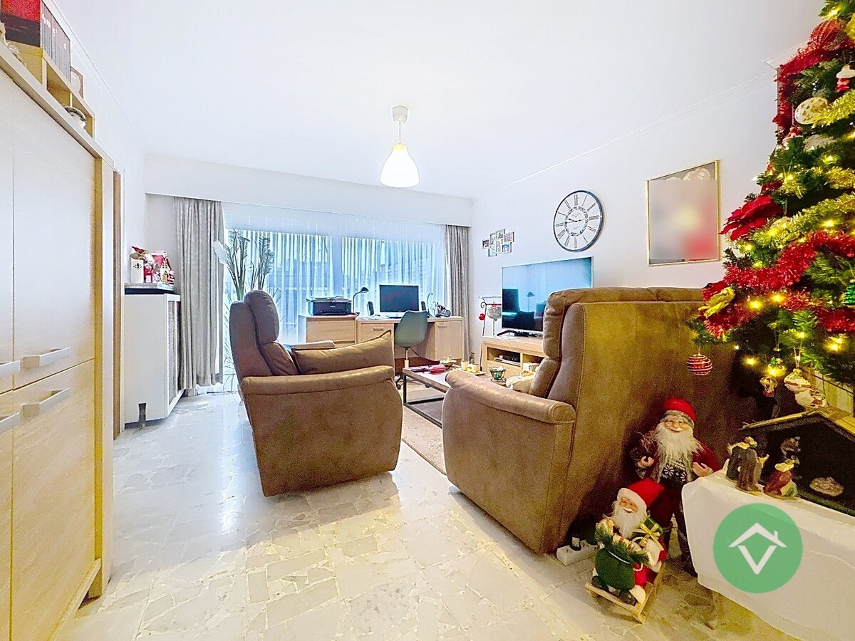 Ruime rijwoning met tuin, garage en 4 slaapkamers in Roeselare 