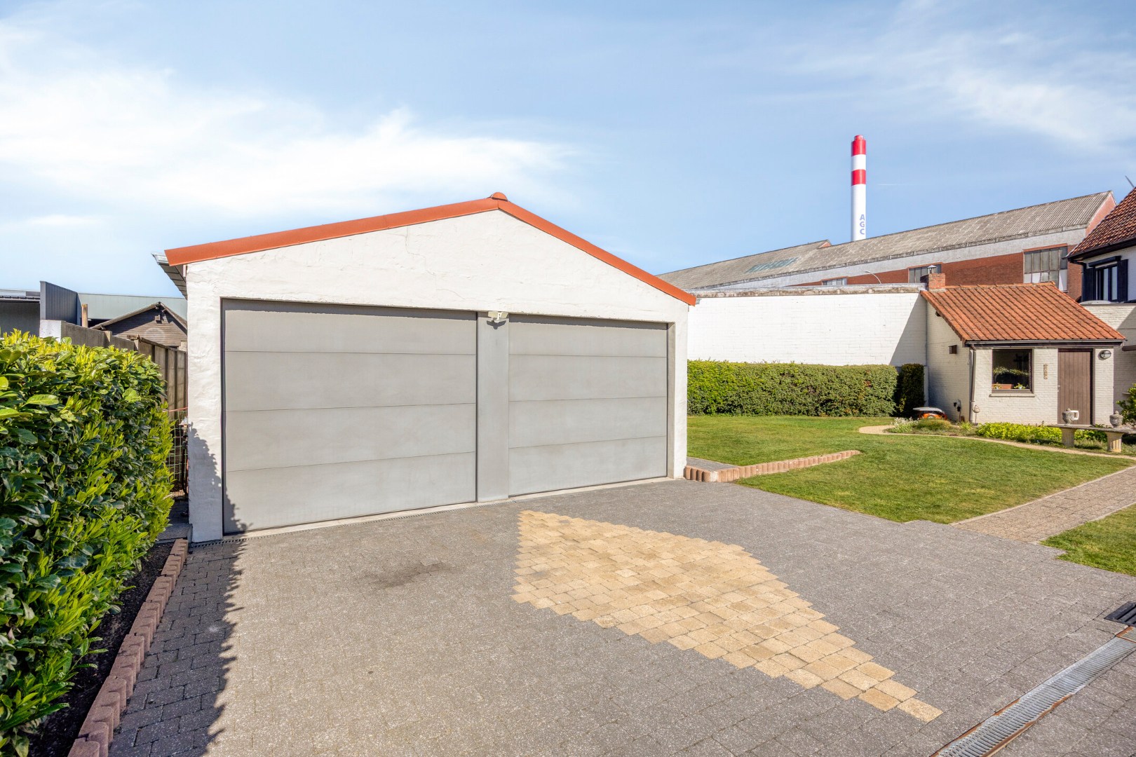 Gezinswoning met 3 slpk. en dubbele garage zonder renovatieverplichting in Mol-Gompel 