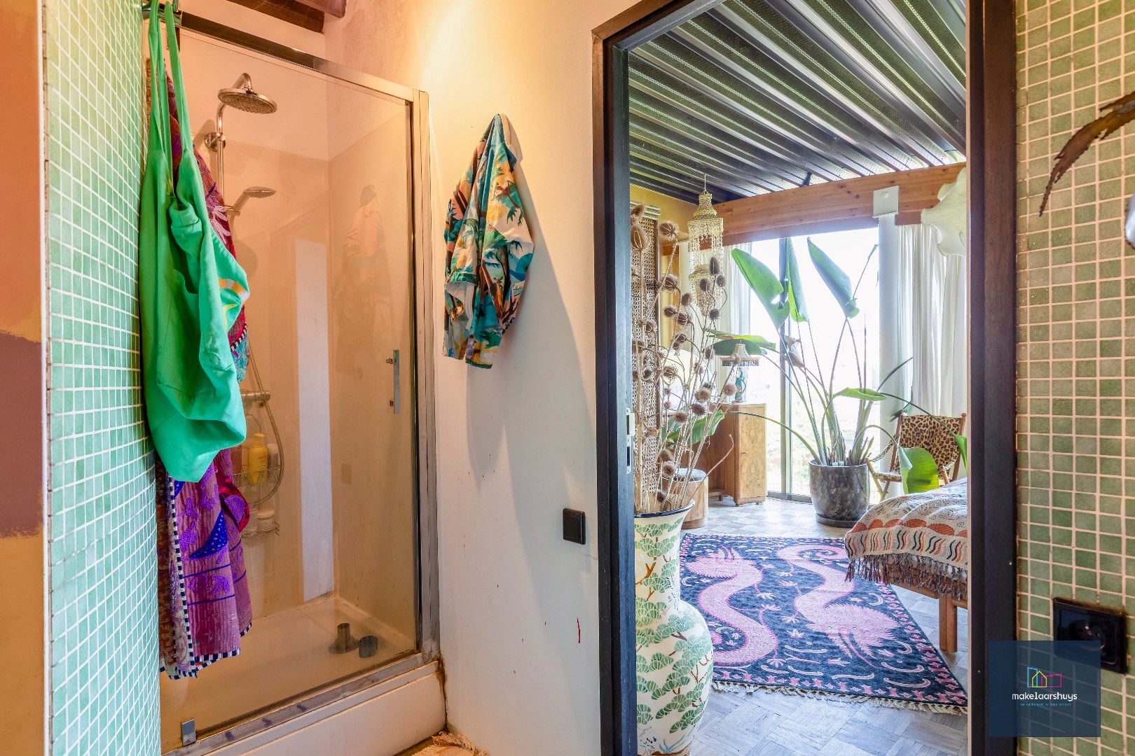 Unieke penthouse met prachtig terras en garagebox te Visserij 