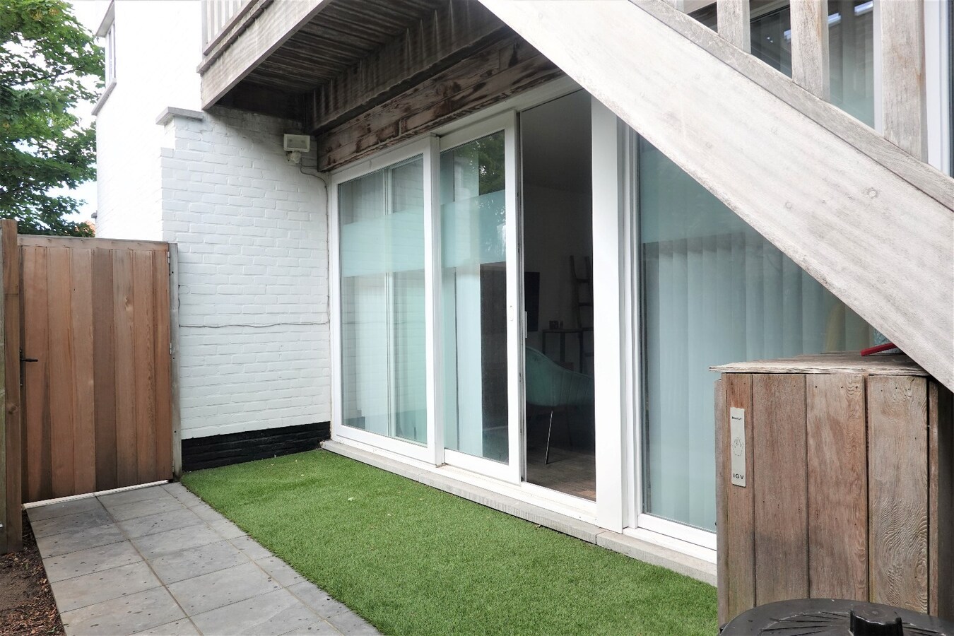 Ruim gelijkvloers appartement met koertje 