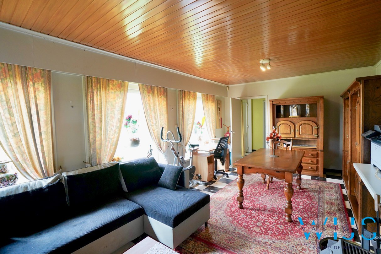 Te renoveren woonhuis op 1.526m² te Evergem ! 