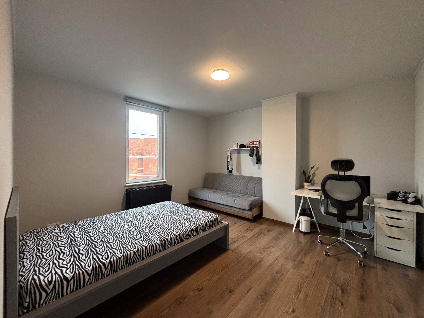 Instapklare en ruime gezinswoning met 4 slaapkamers in hartje Heppen 