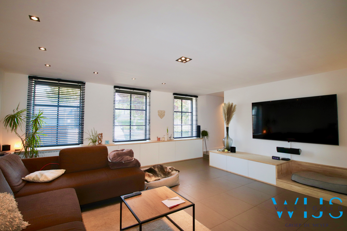 Verrassend ruim woonhuis op een TOPlocatie te Wippelgem 