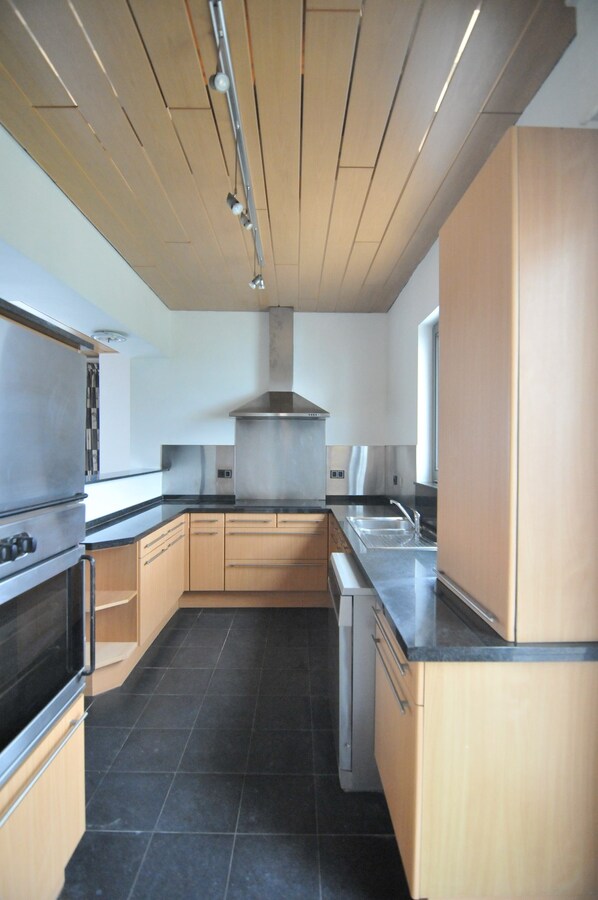 Ruime woning met 3 slaapkamers en tuin 