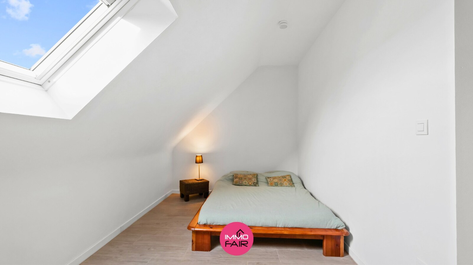 Recente, instapklare gezinswoning in rustige, landelijk omgeving 