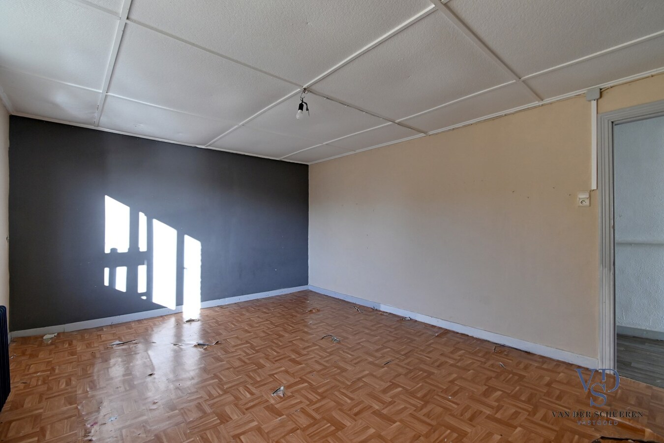 Ruime woning met tuin in centrum Eine ! 