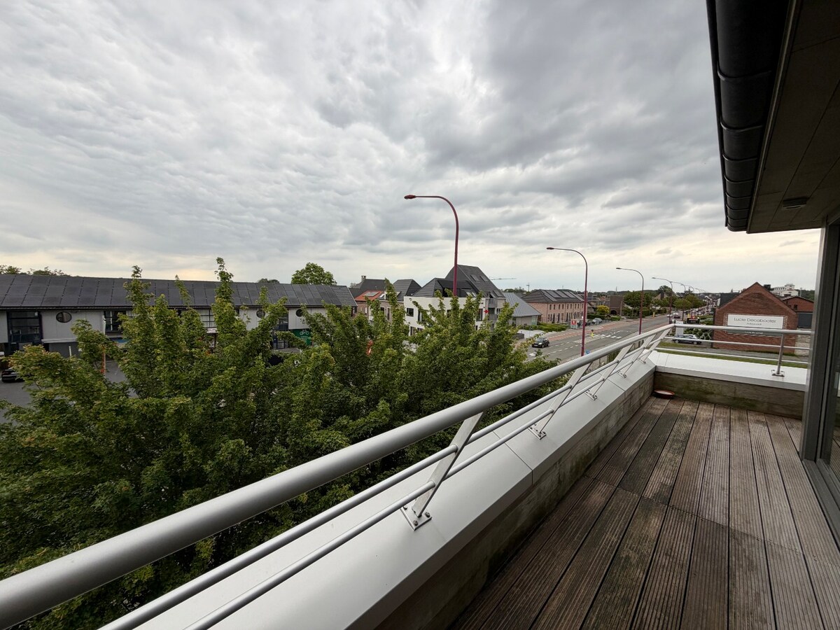 Luxueus dakappartement te Asper. 