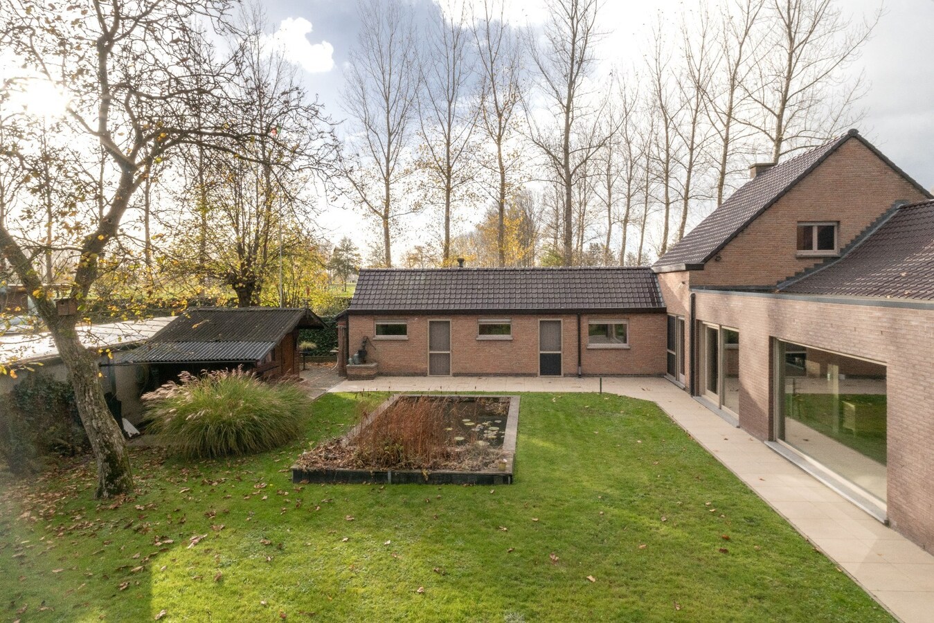 Landelijke woning op ruim perceel 