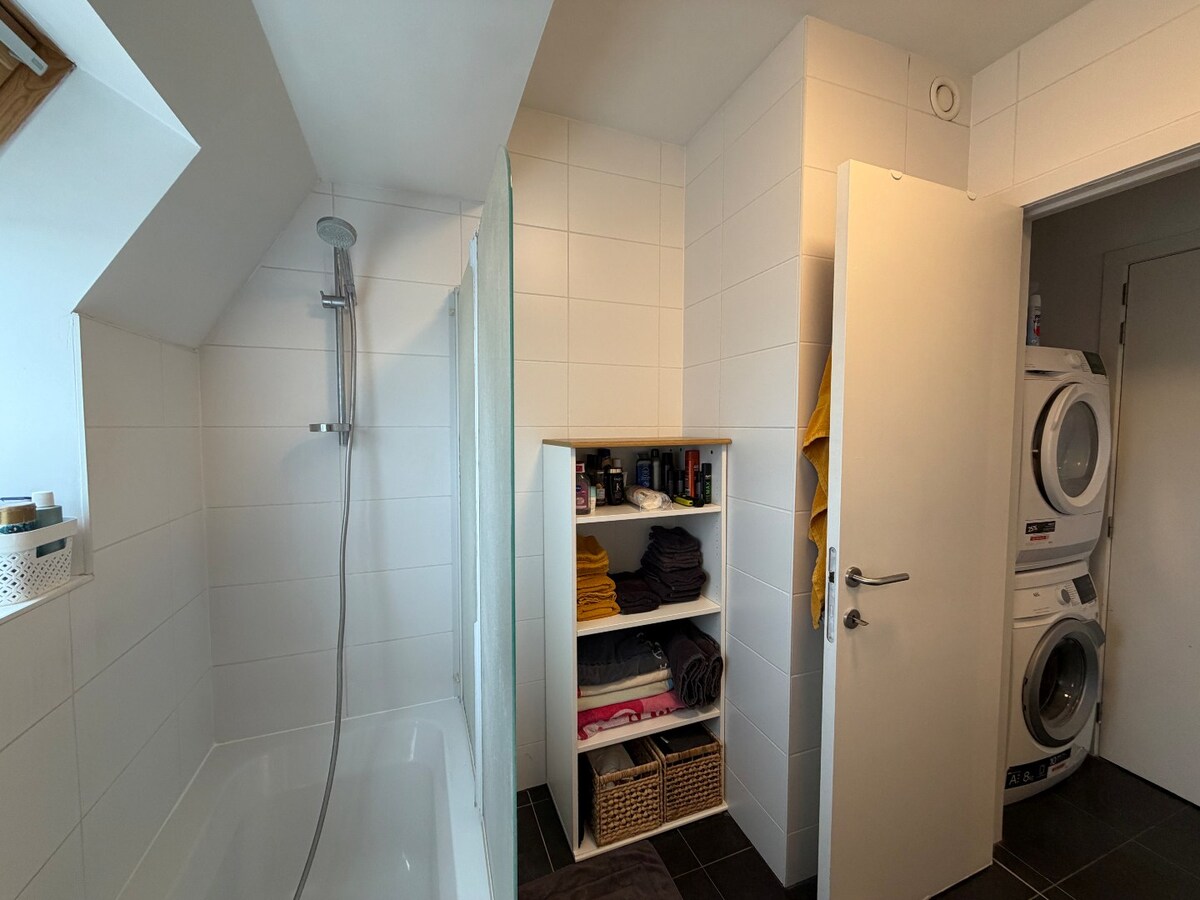 Luxueus dakappartement te Asper. 