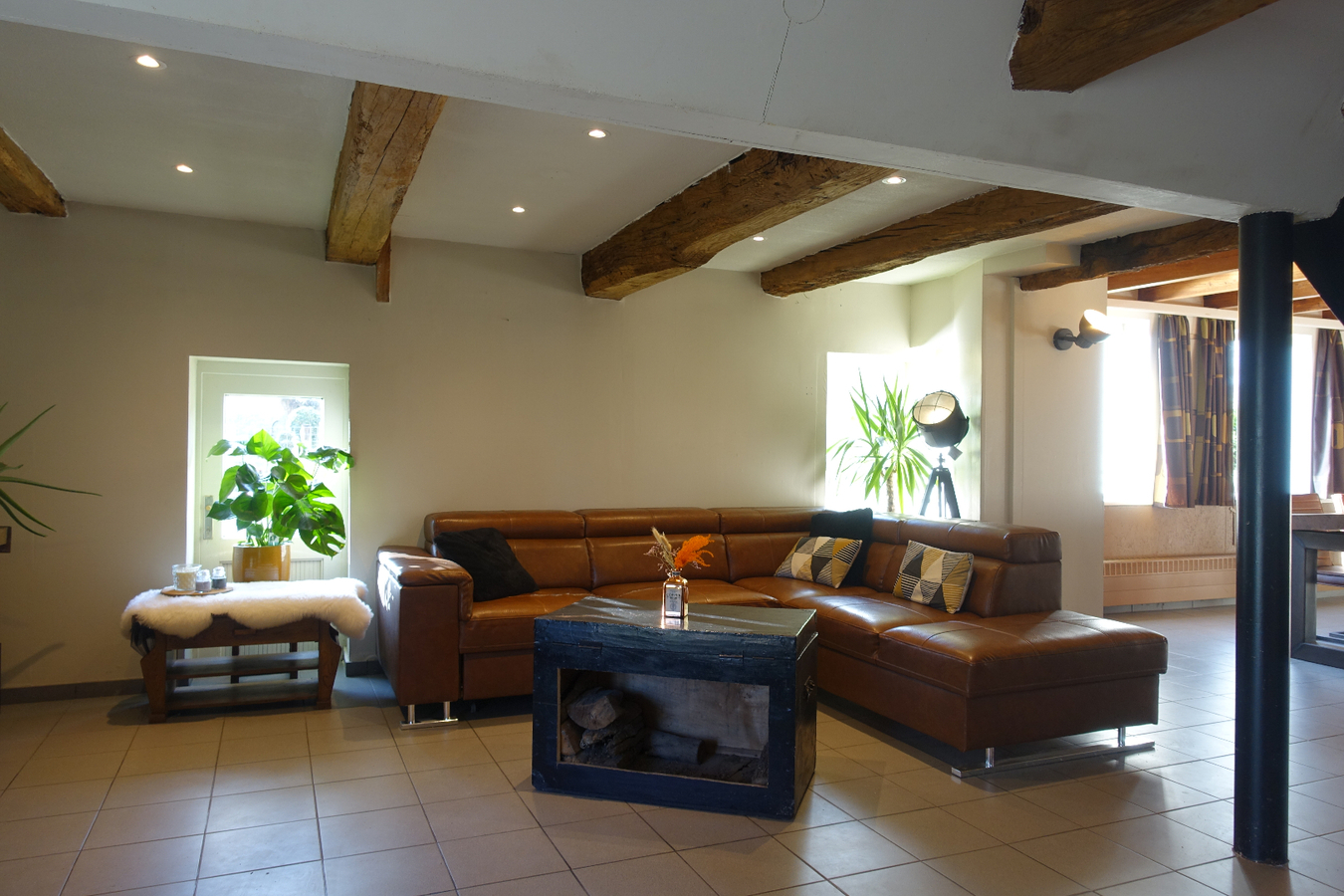 Unieke fermettewoning op rustige ligging 