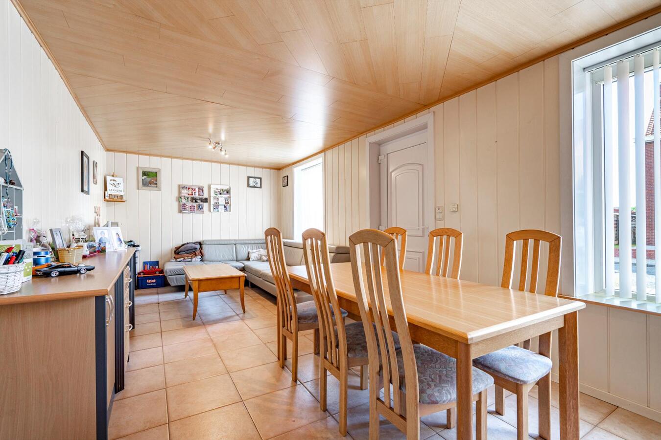 Uitstekend gelegen vrijstaande woning met grote onderhoudsvriendelijke tuin 