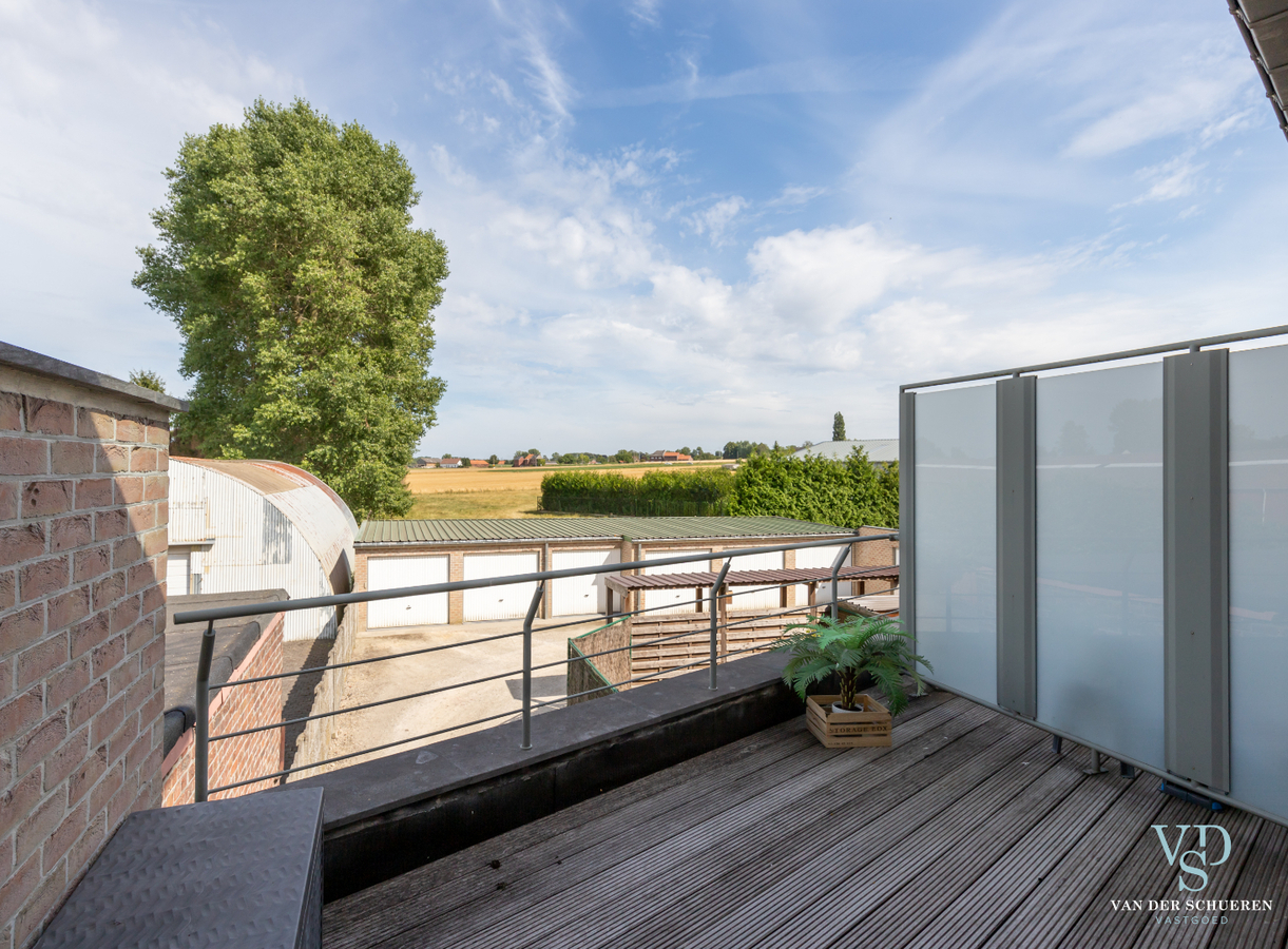 2 slaapkamer-appartement met terras én garage ! 