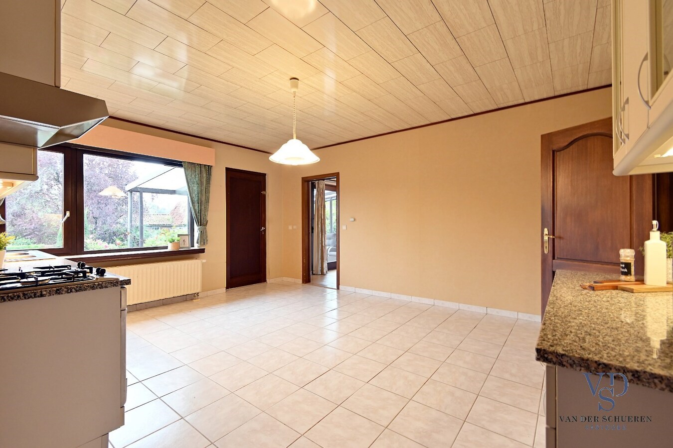 Tijdloos wonen in 't groene Schelderode. 