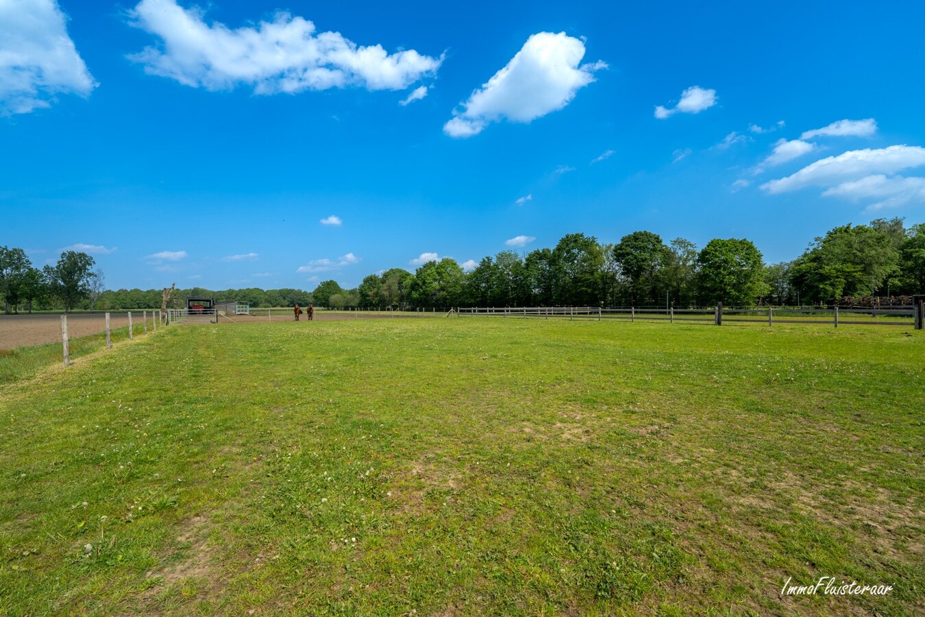 Idyllische langgevelhoeve met stalgebouw op ca. 16.473 m² te Lier    BEZOEKDAG OP AFSPRAAK ZATERDAG 20 JUNI 10U-14U 