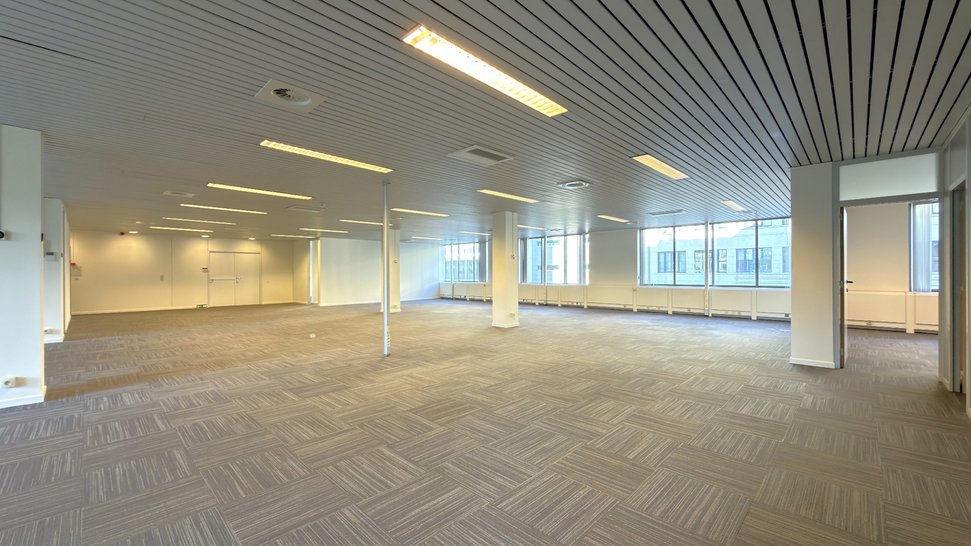 Commodity House in Berchem: kantoren te huur