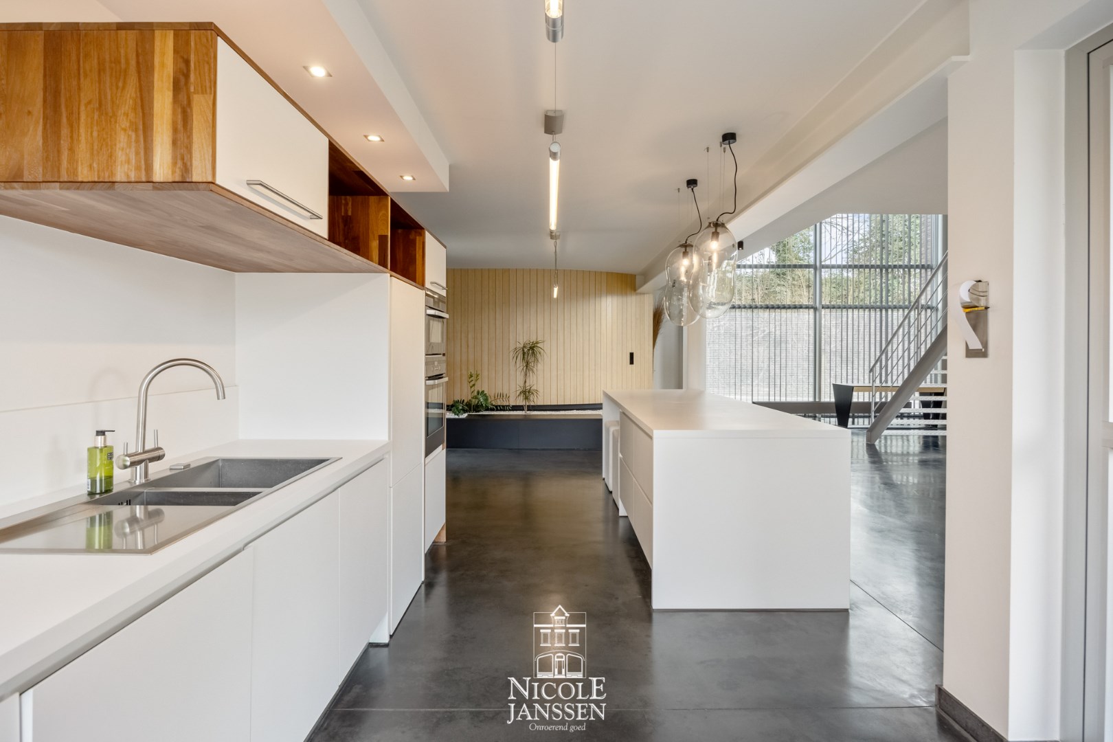 Compleet ingerichte keuken 