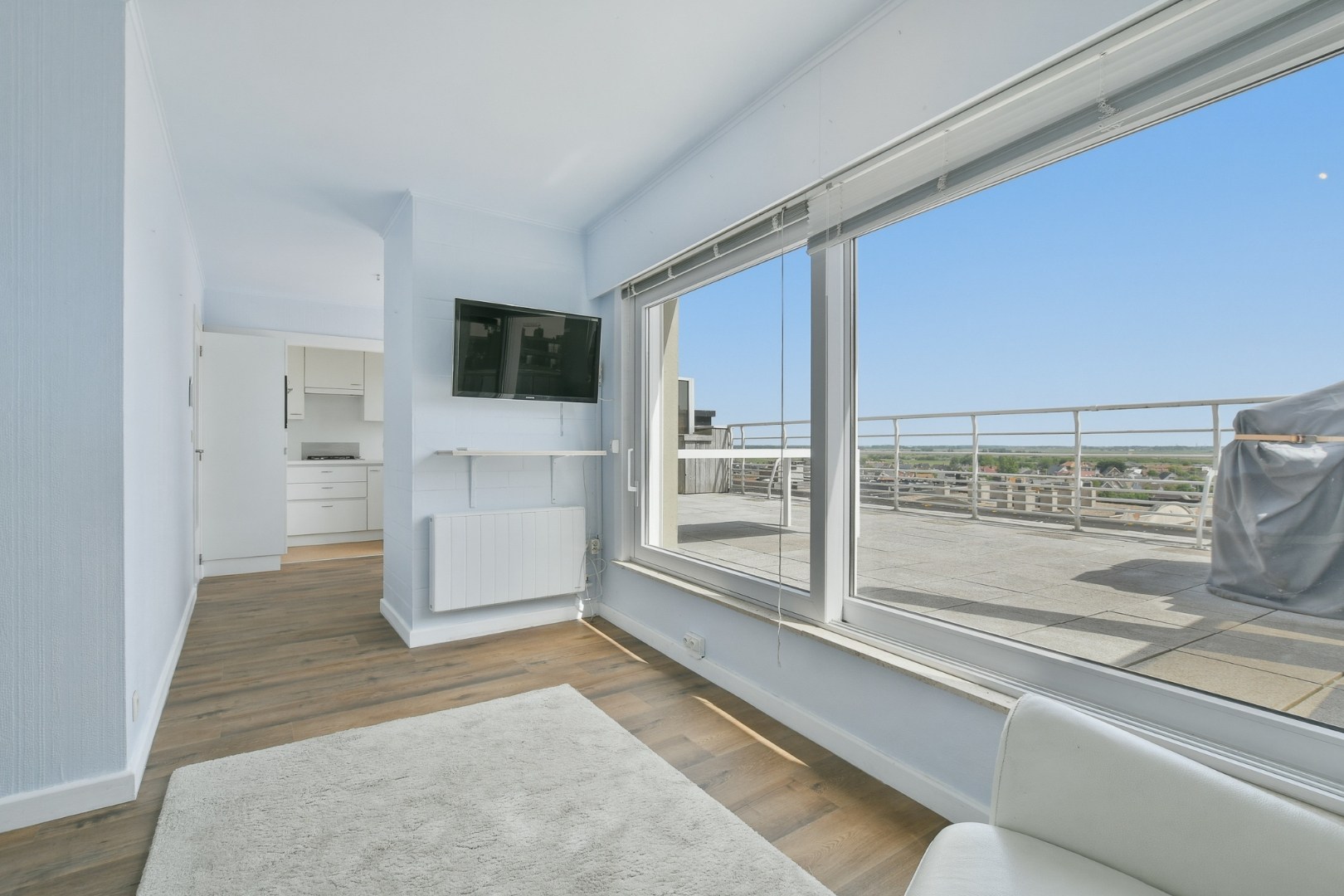 Uniek dakappartement met zonnige ligging en indrukwekkende vergezichten te Wenduine! 
