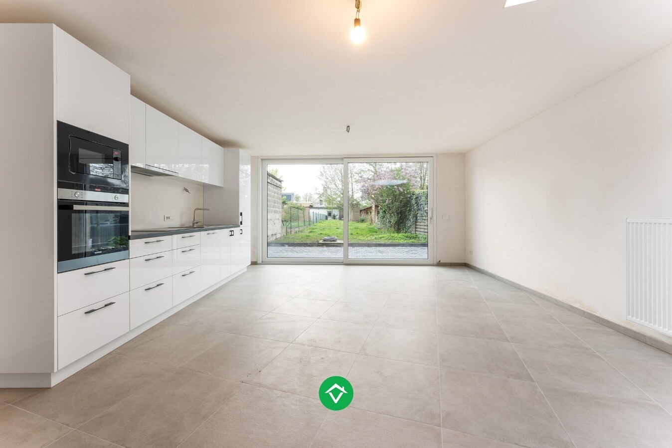 Woning met 3 slaapkamers en inpandige garage te Koekelare 