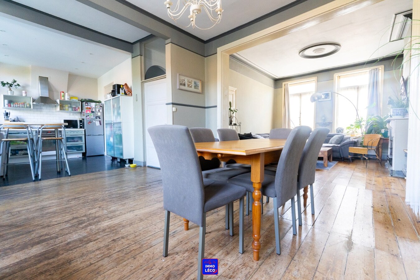 Maison de caractère avec jardin et garage, en plein centre-ville ! 