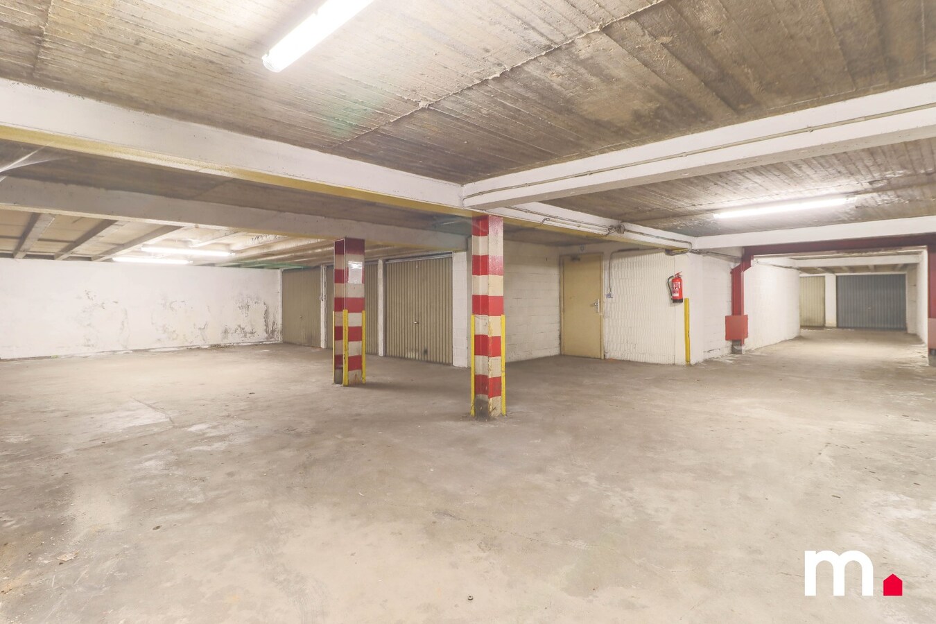 Garage te koop pal in het centrum van Kortrijk ! 