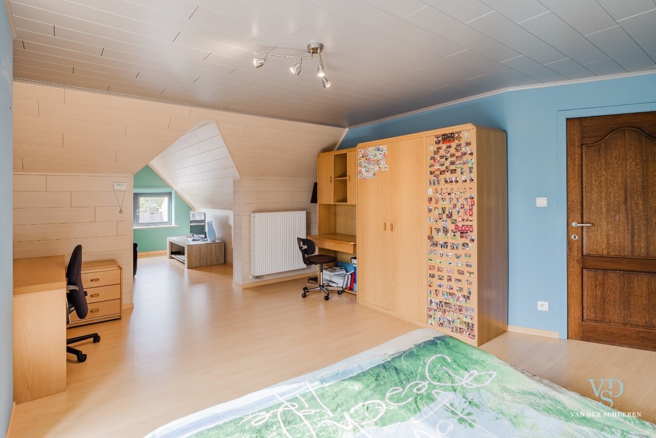 Tijdloze vrijstaande villa op ruim perceel 