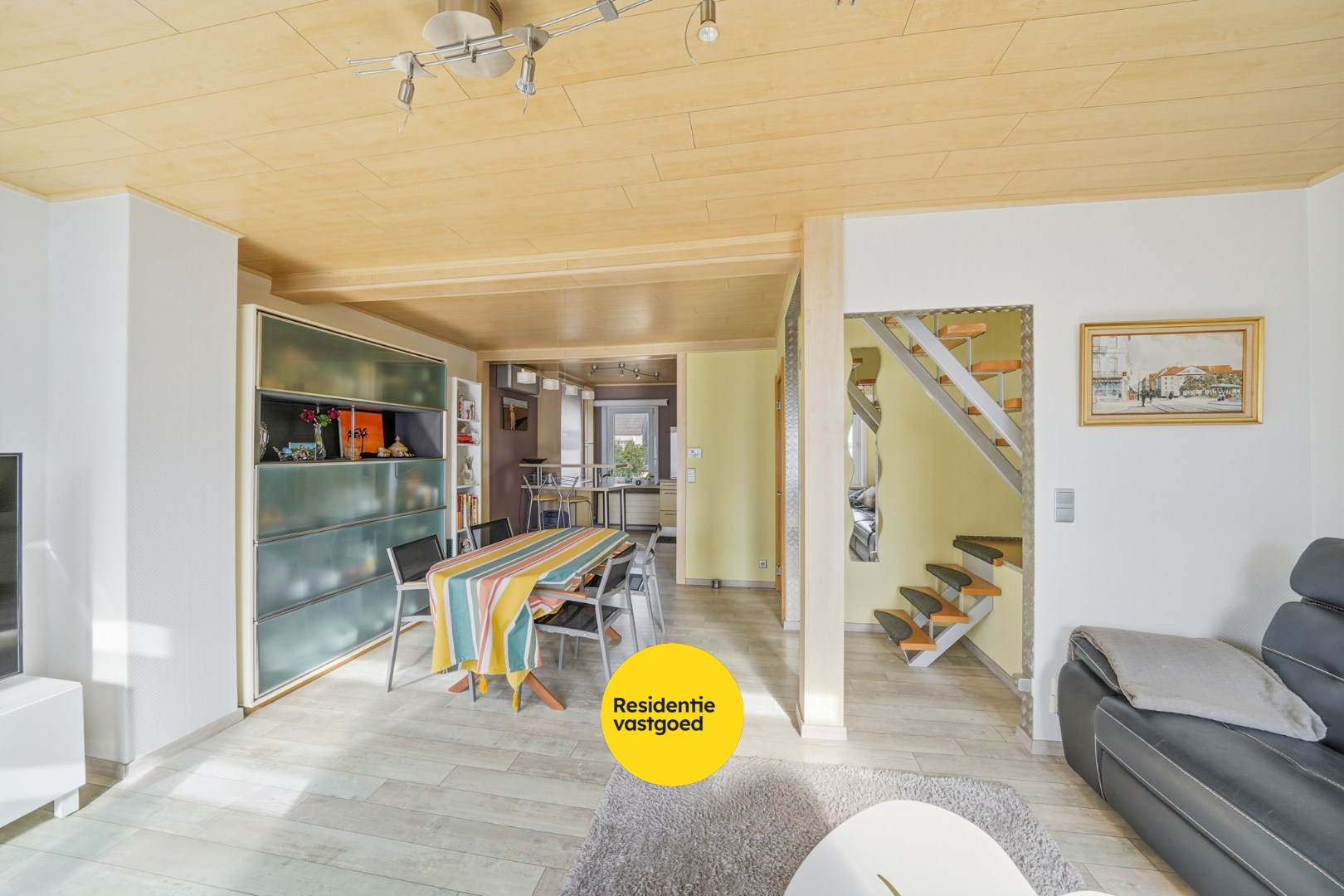 Instapklare bel-étagewoning met dubbele garage te Stene 