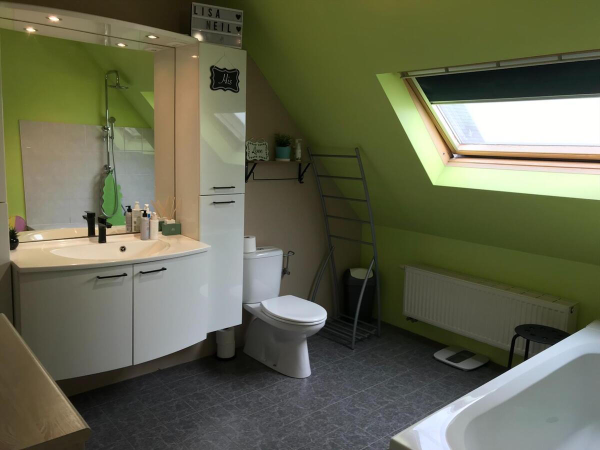 Rustig gelegen, verrassend ruime woning met 4 slaapkamers 