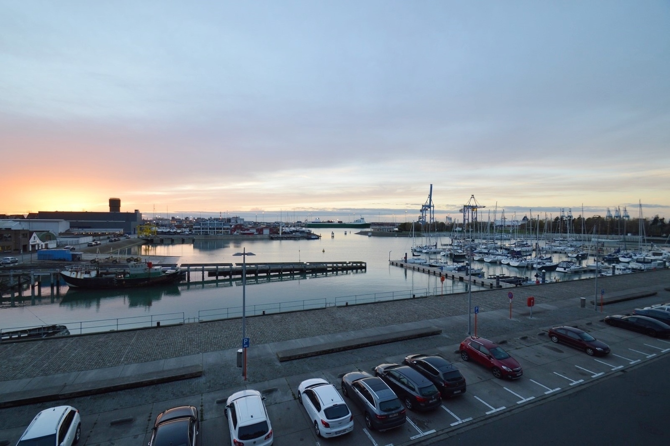 Woonappartement (120m²) met zongericht terras en superieur zicht - Zeebrugge 