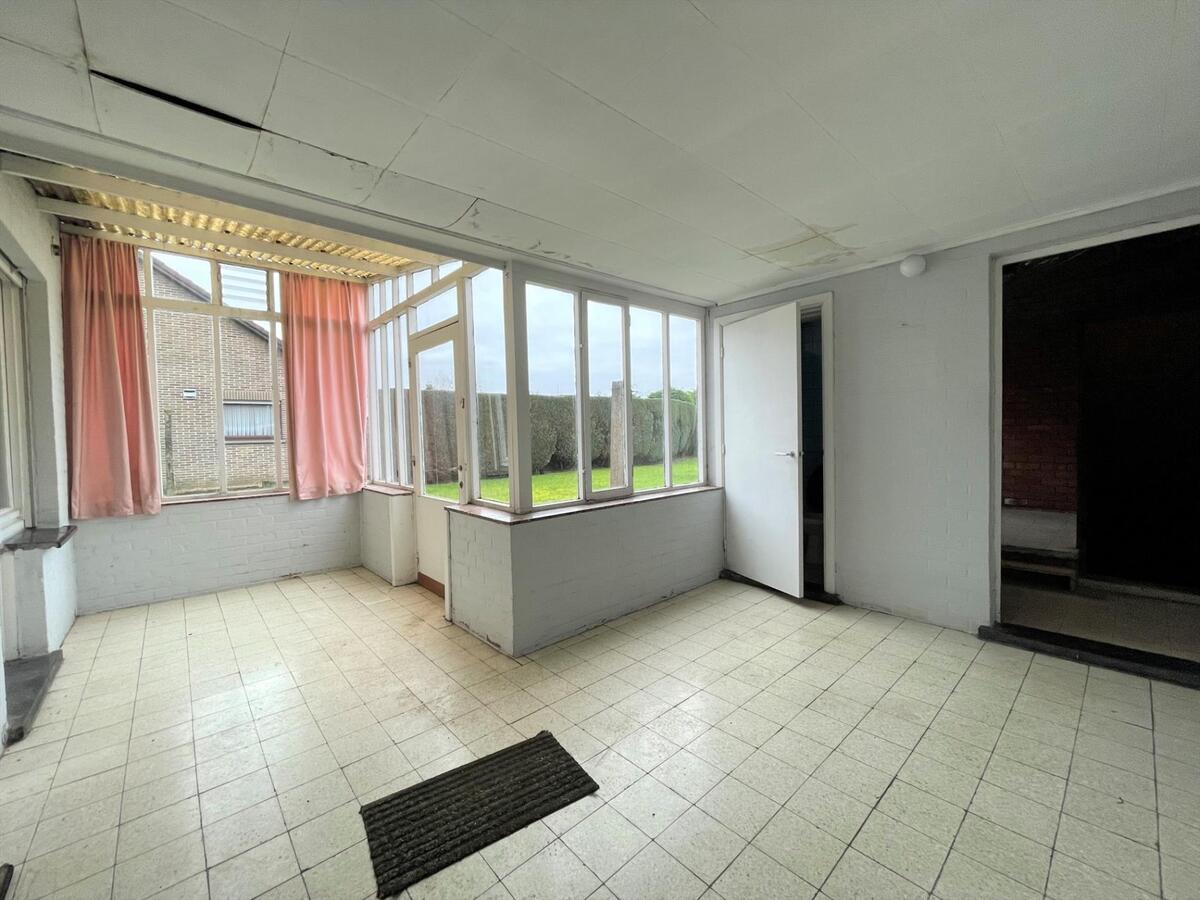 Woning met 2 slaapkamers en diepe tuin te Koekelare 