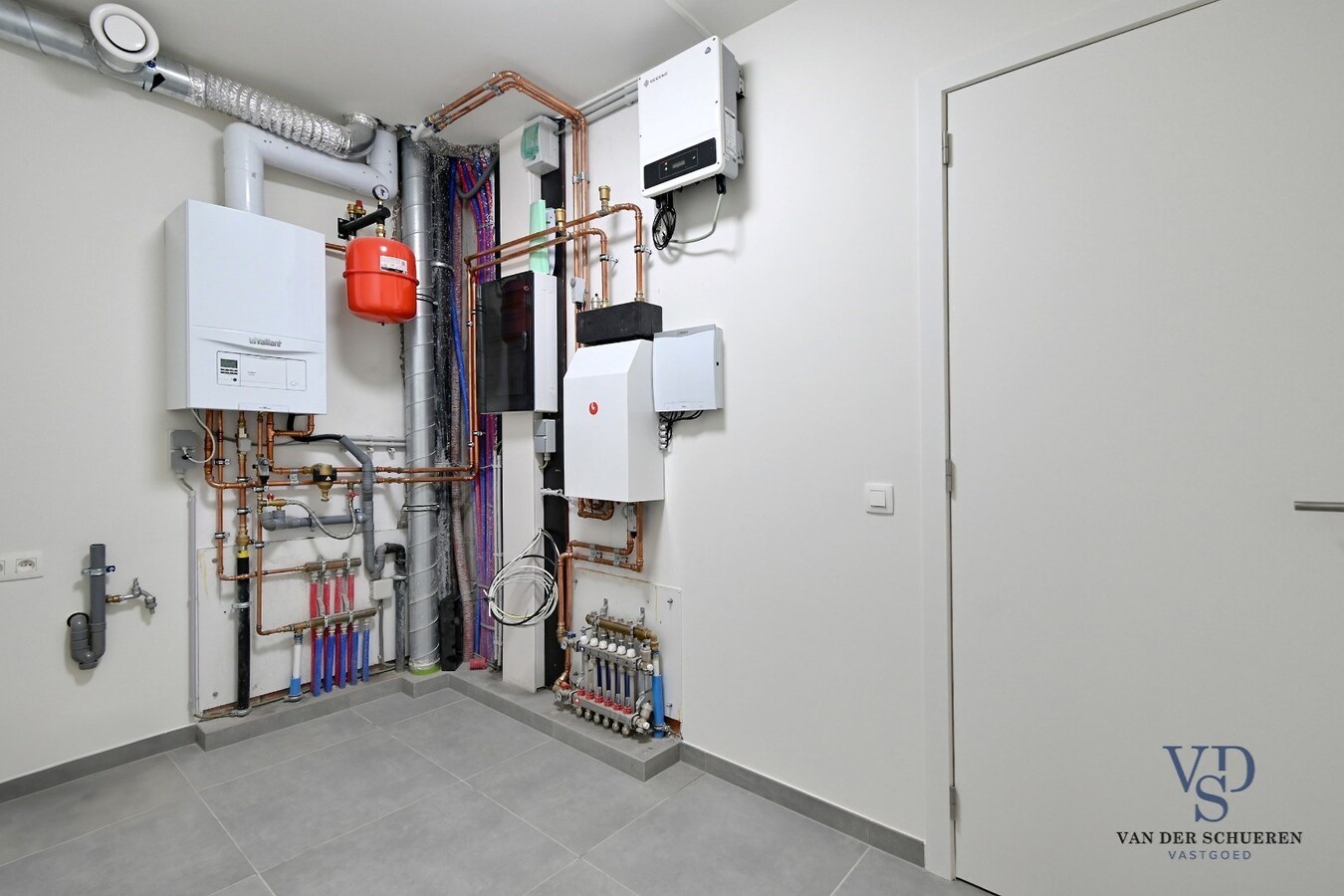 Uitzonderlijke BEN-woning nabij Tiegembos. 