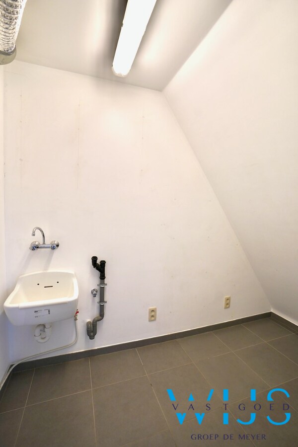 Prachtig appartement in het rustige landelijke OOSTEEKLO ! 