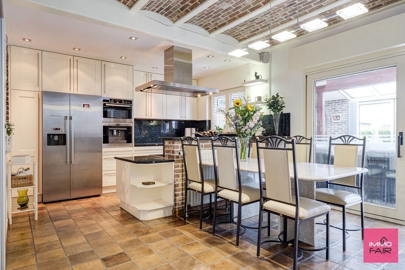 Energiezuinig landhuis met 4 slaapkamers op perceel van bijna 2000 m² 