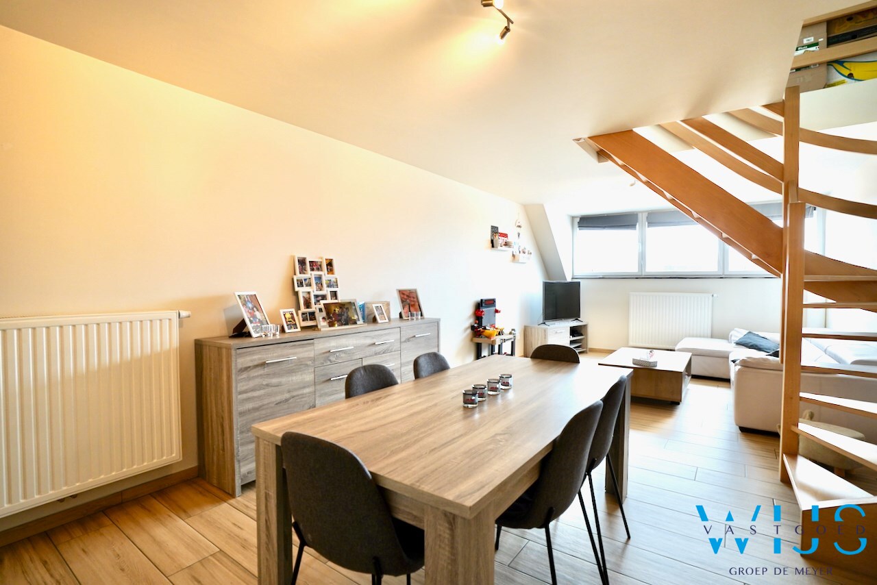 Instapklaar &amp; gezellig appartement met zonneterras te ERTVELDE ! 