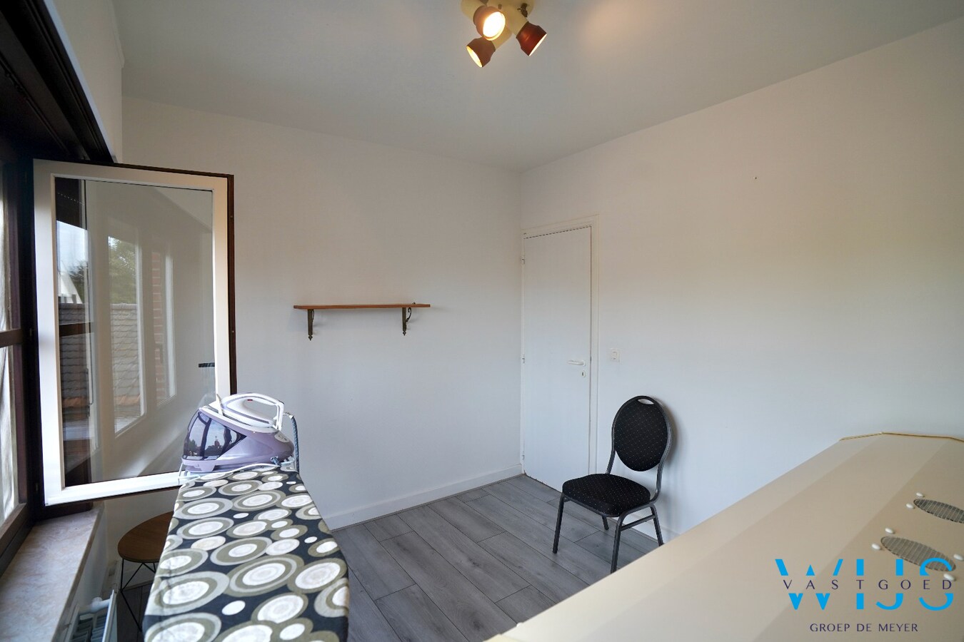 Ruime 4-slaapkamerwoning met gezellige tuin en veranda! 