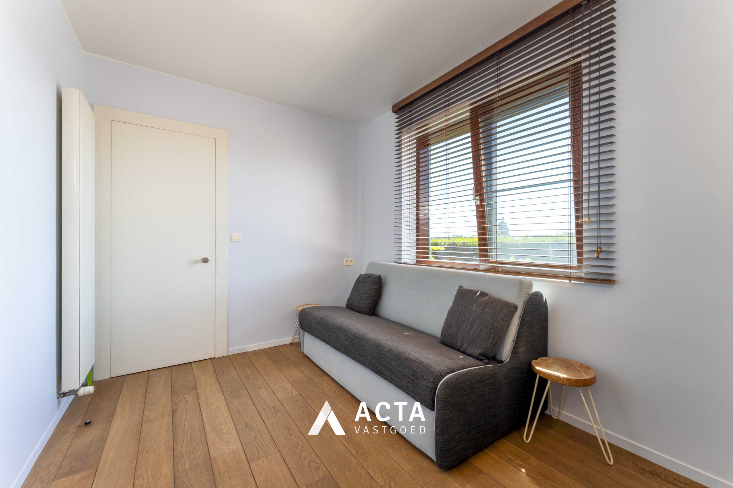 Luxueus dakappartement met 3 slaapkamers en panoramische terrassen in hartje Oostende 