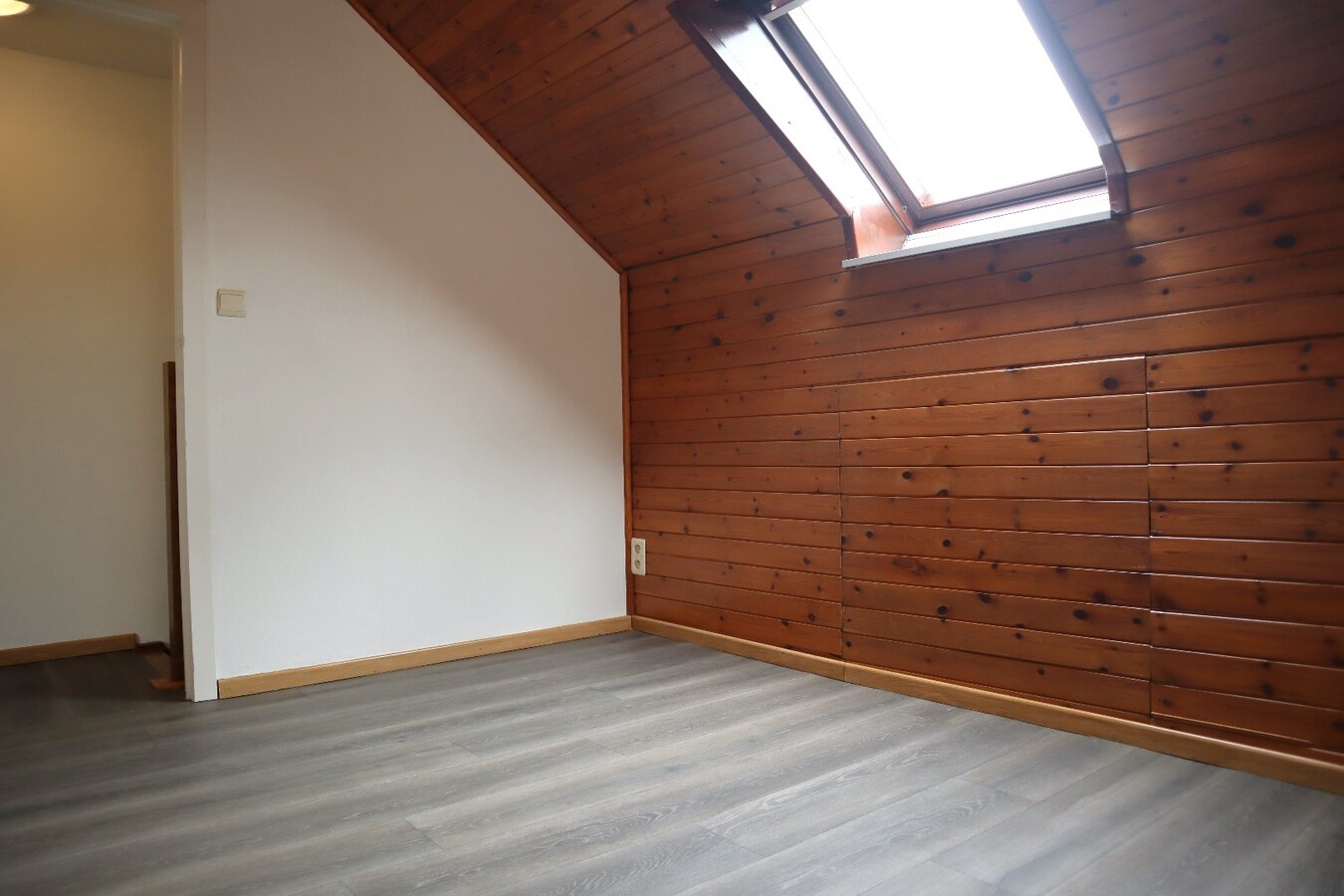 Prachtig gerenoveerde rijwoning met 4 slaapkamers te Bierbeek 