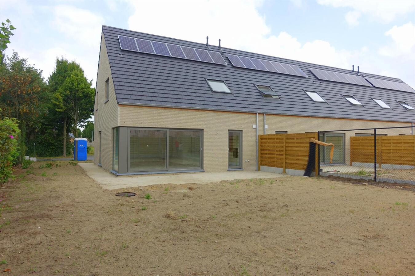 Rustig gelegen nieuwbouw woning 