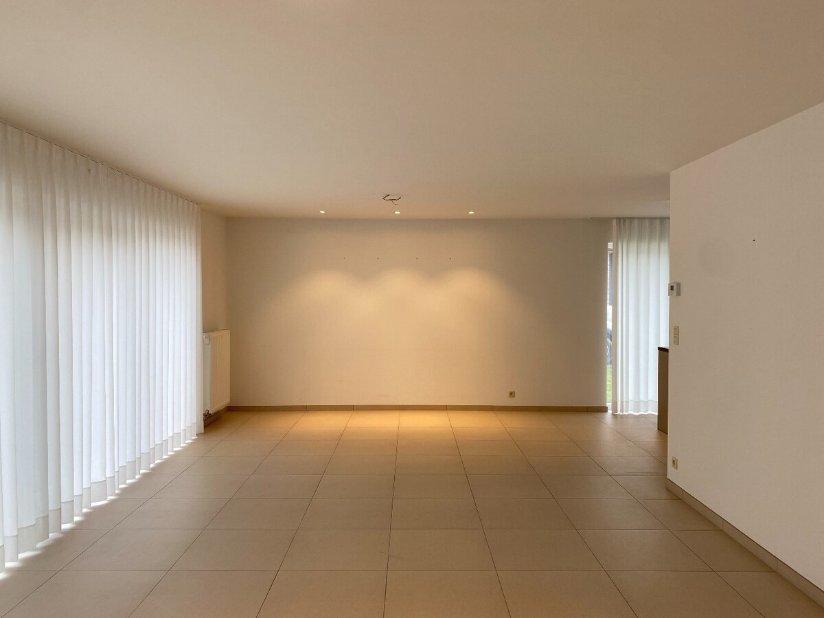 Ruime woning met 3 slaapkamers te Houthulst 