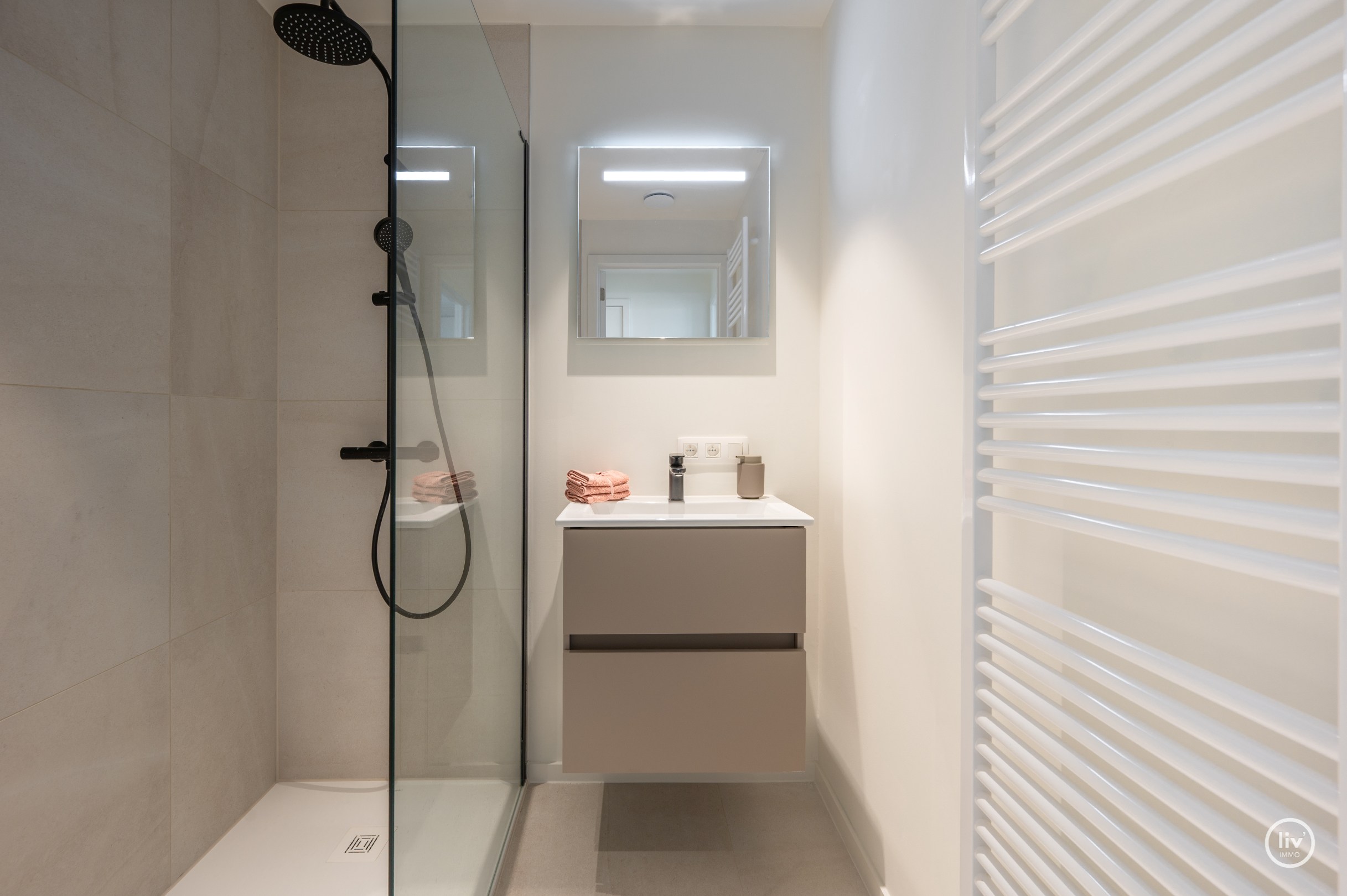 Appartement d'une chambre prêt à emménager dans le projet Hoost (avec vue latérale sur la mer) 