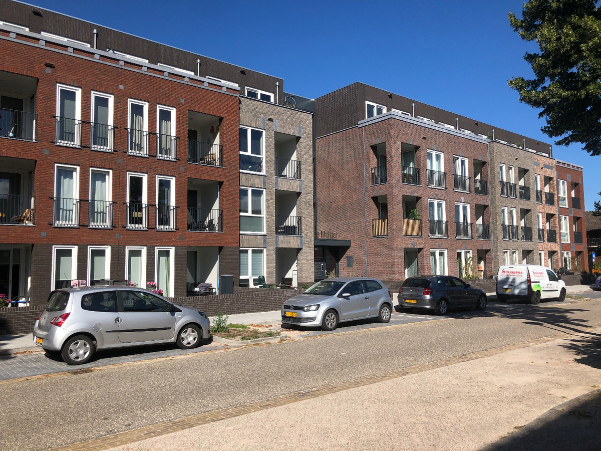 Te huur afsluitbare bergruimte van circa 5 m² in het centrum van Reusel gelegen in de kelder van het markante gebouw De Mulder. 