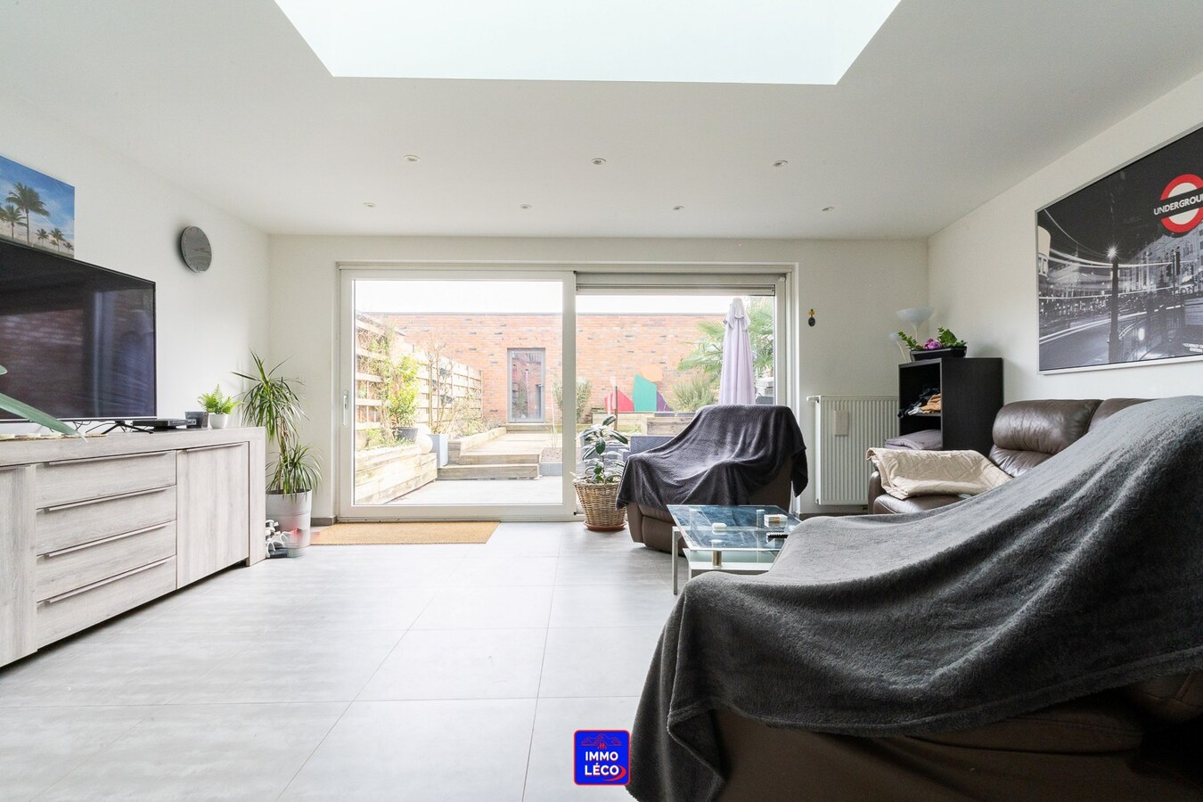 Maison rénovée avec jardin et garage, beaux volumes ! 