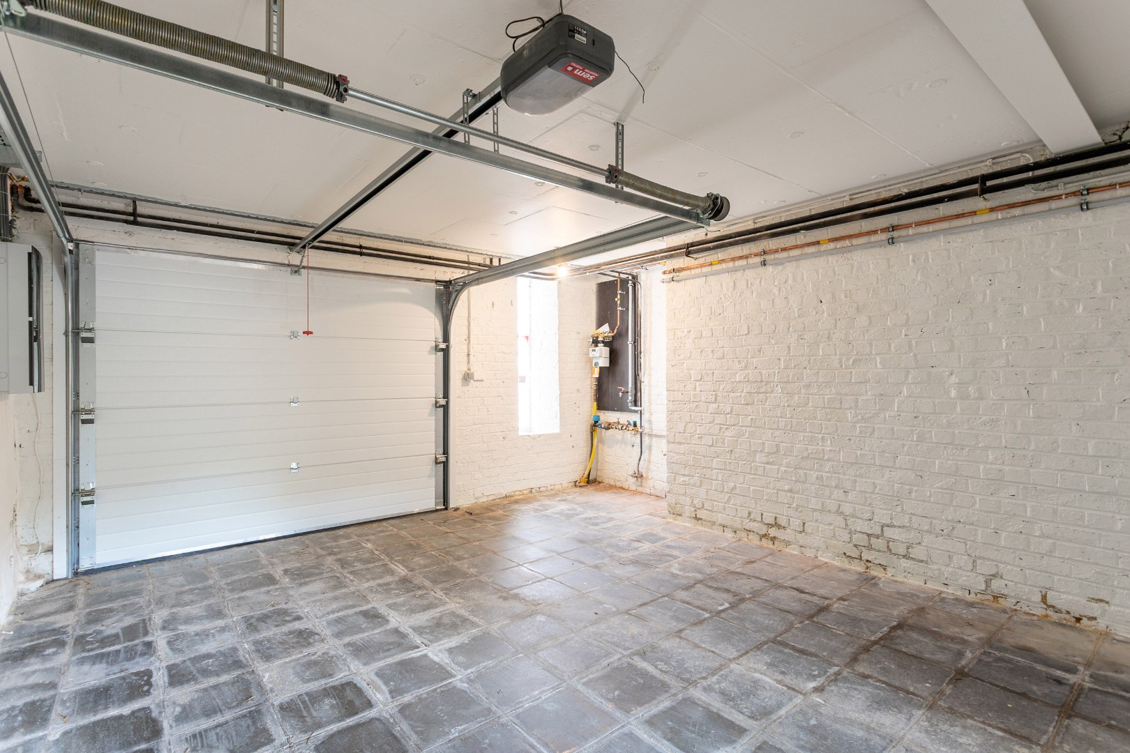 Instapklare woning (EPC:B) met 3 slpk, tuin en garage 