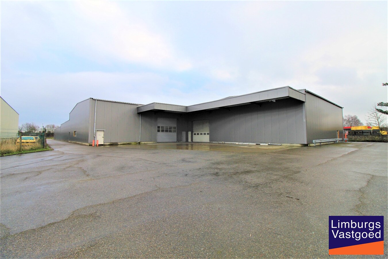 DE BEER - KMO UNITS - v.a. 110 m² tot 478 m² - Nabij E 313 